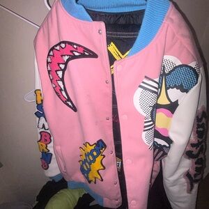 Varsity jacket good fit size medium